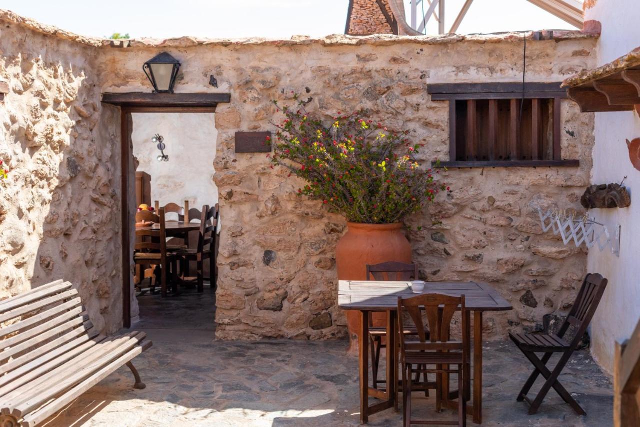 Tamasite Country house